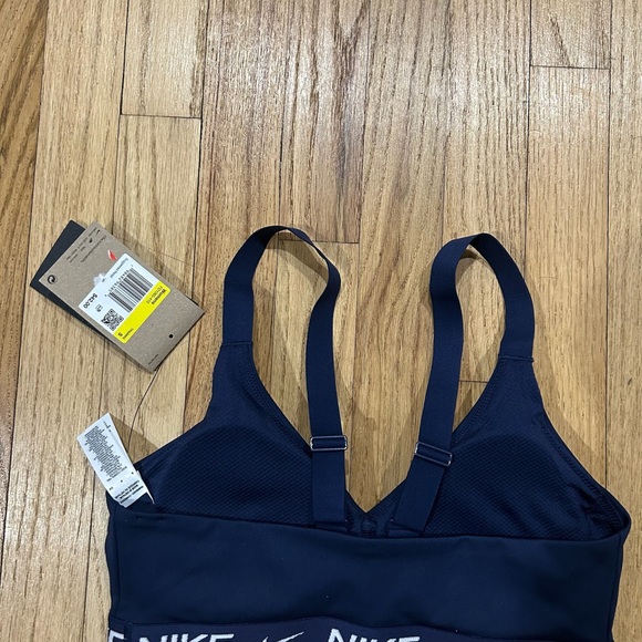 Nike Women’s Indy Medium Support Padded Adjustable Sports Bra Sz S NWT - Picture 6 of 7